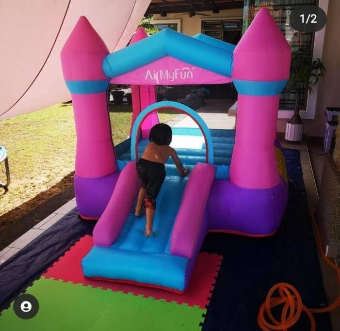 Iris 55 Corner Lot House Spacious Outdoor With Wi-Fi Johor Bahru Luaran gambar