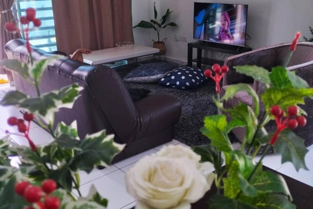 Iris 55 Corner Lot House Spacious Outdoor With Wi-Fi Johor Bahru Luaran gambar